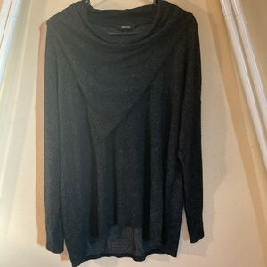 SIMPLY VERA Vera Wang Black Long Sleeve Sweater with attached scarf